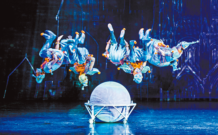 ●《天鵝湖》不乏詼諧輕鬆的部分。