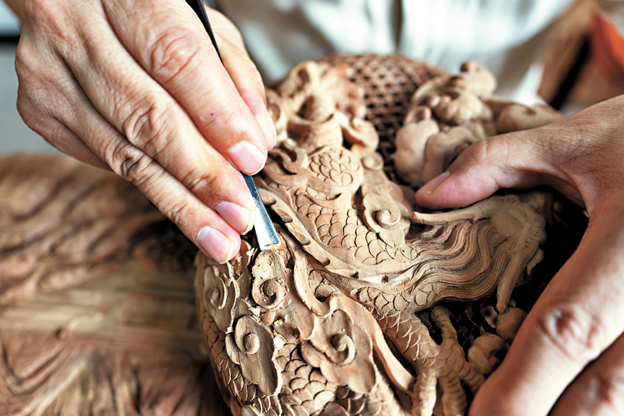 ●肥城桃木雕刻品佔全國桃木商品市場份額逾85%。