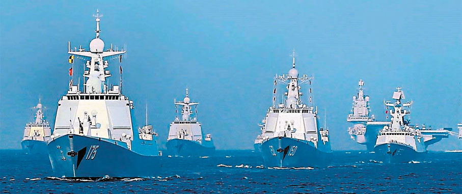 ●2018年4月12日,中國海軍閱兵式上接受檢閱的遠海作戰群,由052D型、052C驅逐艦和054A型護衛艦組成。
