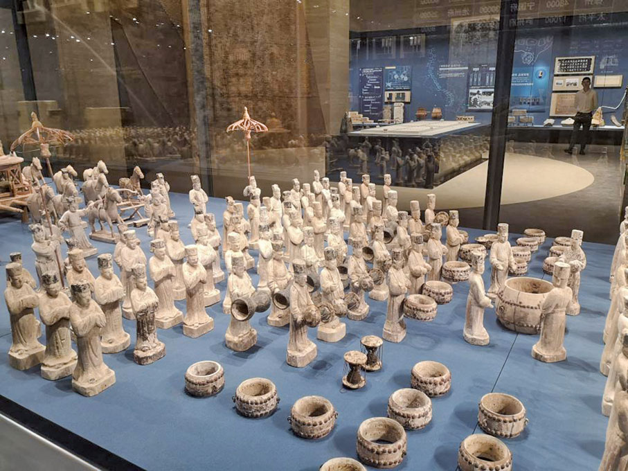 ●揚州中國大運河博物館是國內首個全面展示大運河文化的專題博物館，圖為館內展品。 （新華社）