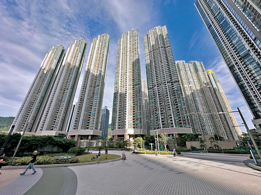 ●日出康城是將軍澳一個大型住宅區。香港文匯報記者李千尋  攝