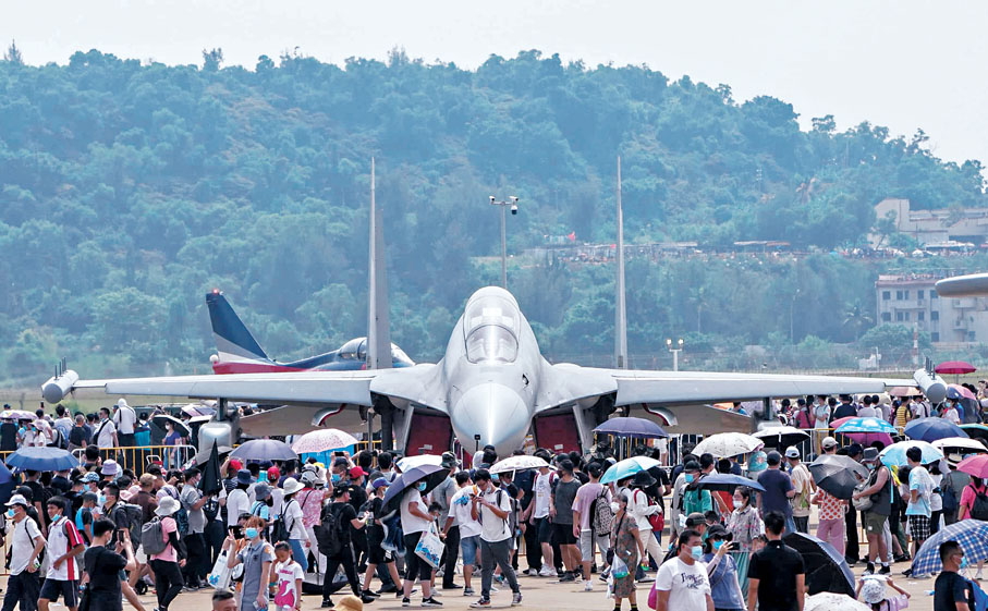 ●殲-16D電子戰機