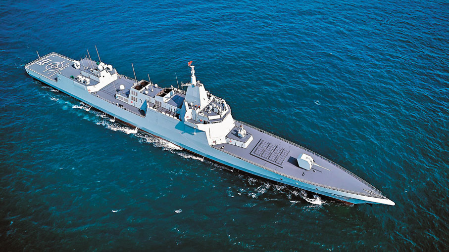●首批共8艘055型「萬噸大驅」已全部服役。 圖為拉薩艦。