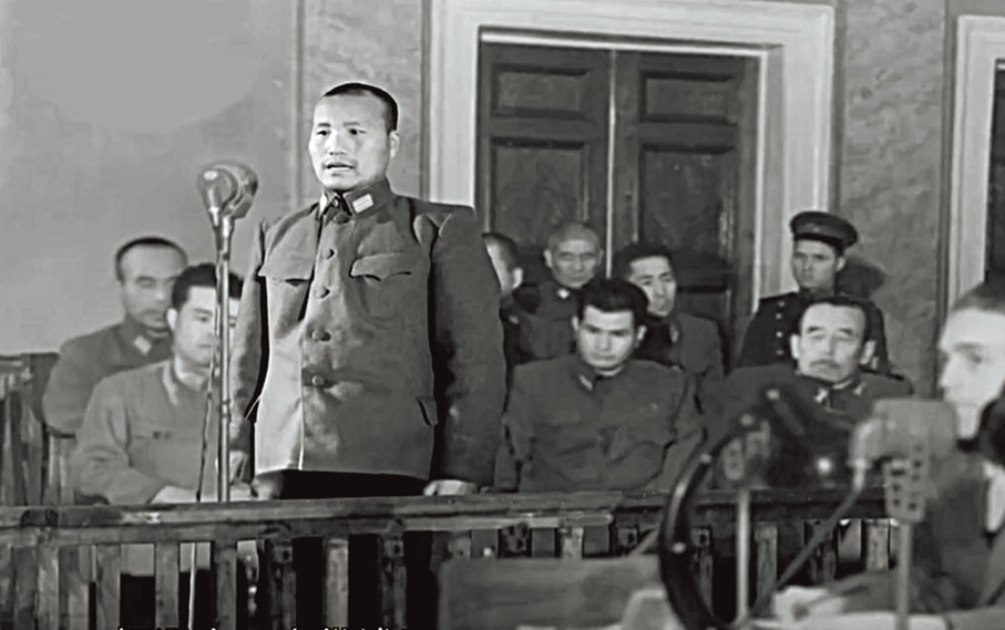 ●柄澤十三夫在伯力審判中承認731部隊用美國戰俘做人體實驗。   香港文匯報新聞調查部  翻拍