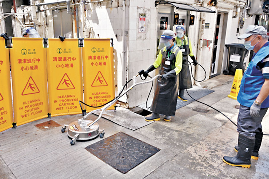 ●高速清洗盤讓清潔工人能更有效清除路面上的頑固污漬,同時減輕工作負擔。
