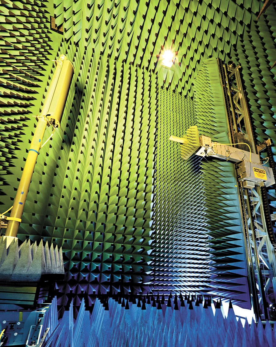 ●城大太赫茲及毫米波全國重點實驗室中的獨特設施，研究適用於6G的電磁波相關技術。 實驗室網站圖片