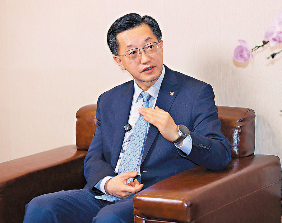 ●王永新表示，以「絲路雲鏈」平台為核心，加強浙江舟山與香港的協同。 受訪者供圖