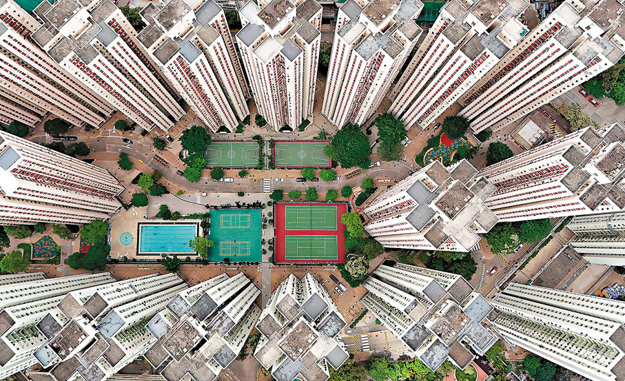 ●業界普遍認為，本港住宅樓價觸底跡象明顯。以差估署指數來看，今年樓價累積跌幅已收窄至0.45%。 資料圖片