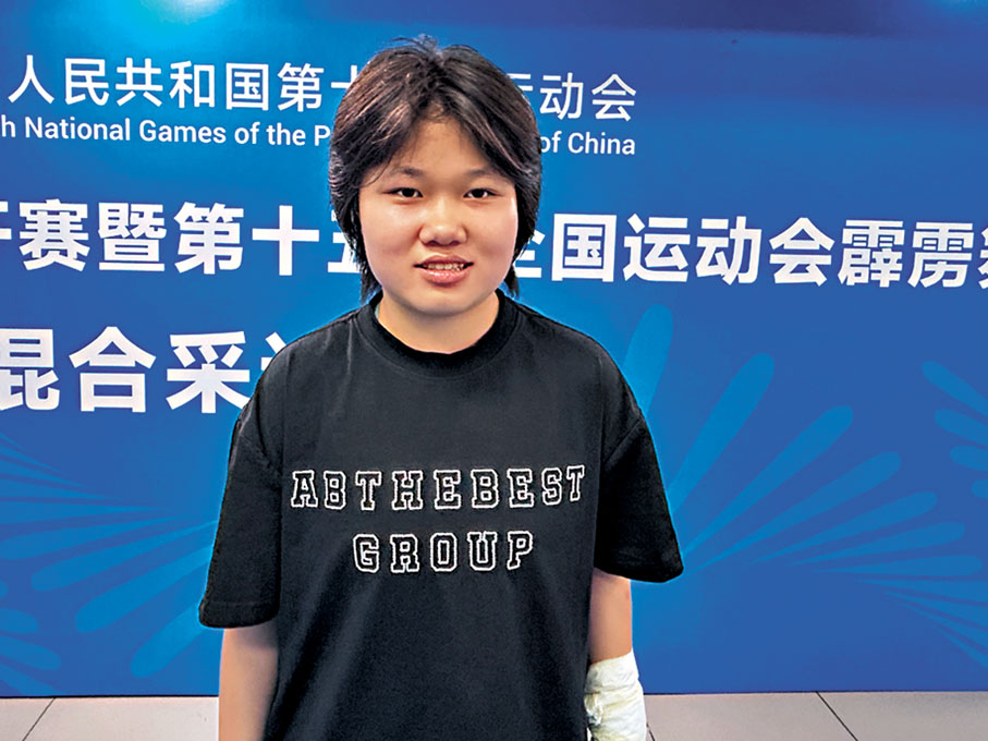 ●香港霹靂舞選手李苑璠帶傷上陣，未能取得佳績。 香港文匯報記者敖敏輝 攝