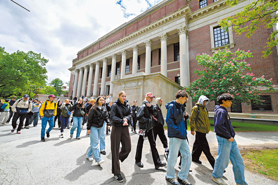 ●新規定將為國際學生、校方和聯邦機構帶來沉重負擔。 資料圖片