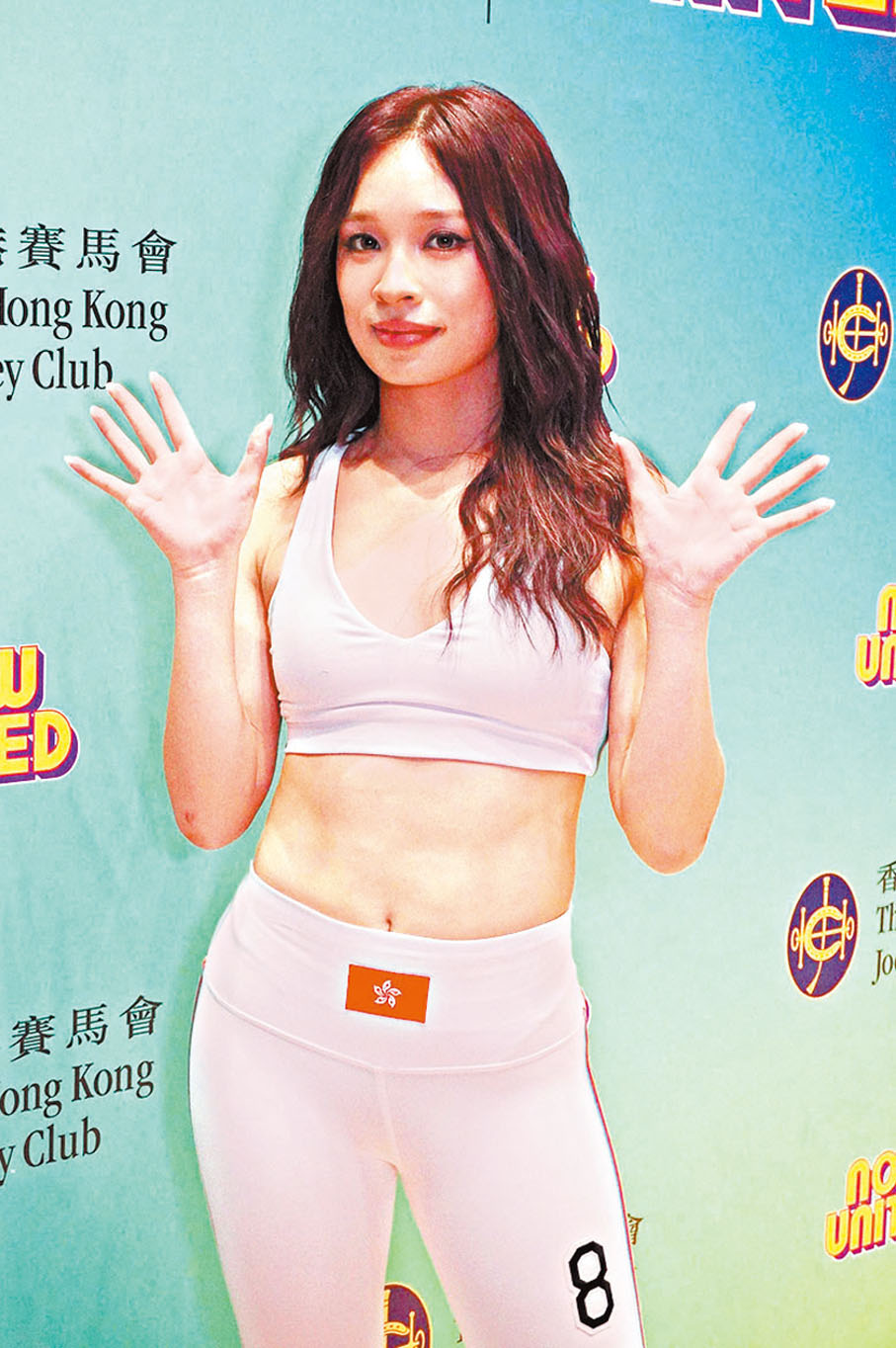 ●曾家瑩稱成員們來自世界各地，甚有國際文化交流的感覺。  香港文匯報記者子棠  攝