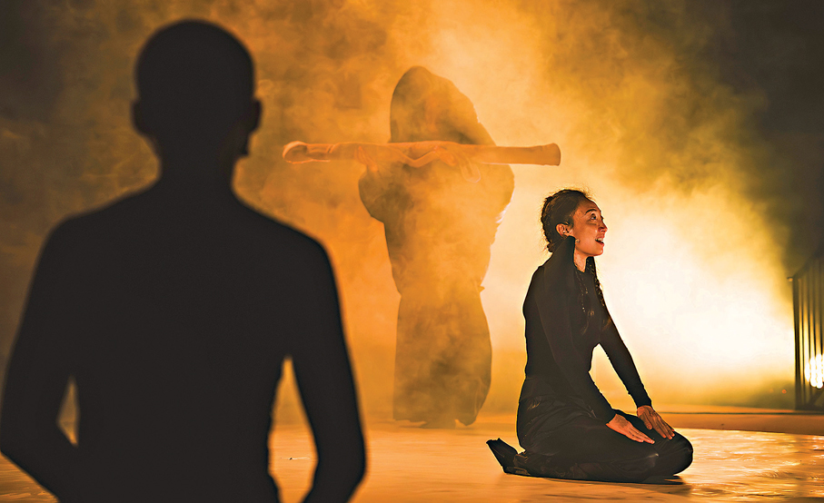 ●《山川命》以形體劇場重塑《山海經》的神怪世界。 攝影：夏冬