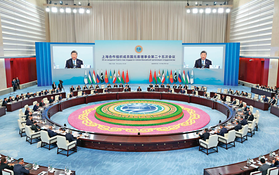 ●9月1日上午,上海合作組織成員國元首理事會第二十五次會議在天津梅江會展中心舉行。中國國家主席習近平主持會議並發表題為《牢記初心使命 開創美好未來》的重要講話。新華社