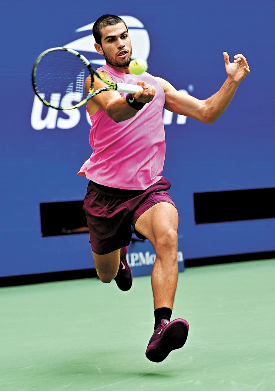 ●艾卡拉斯直落三盤力克祖高域，晉級美網男單決賽。 法新社