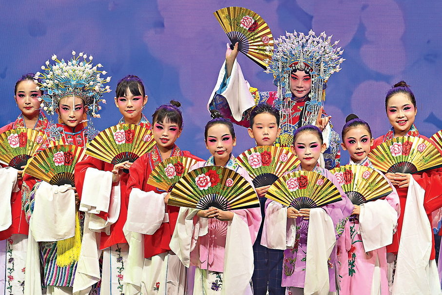 ●不同年齡層齊齊演出。