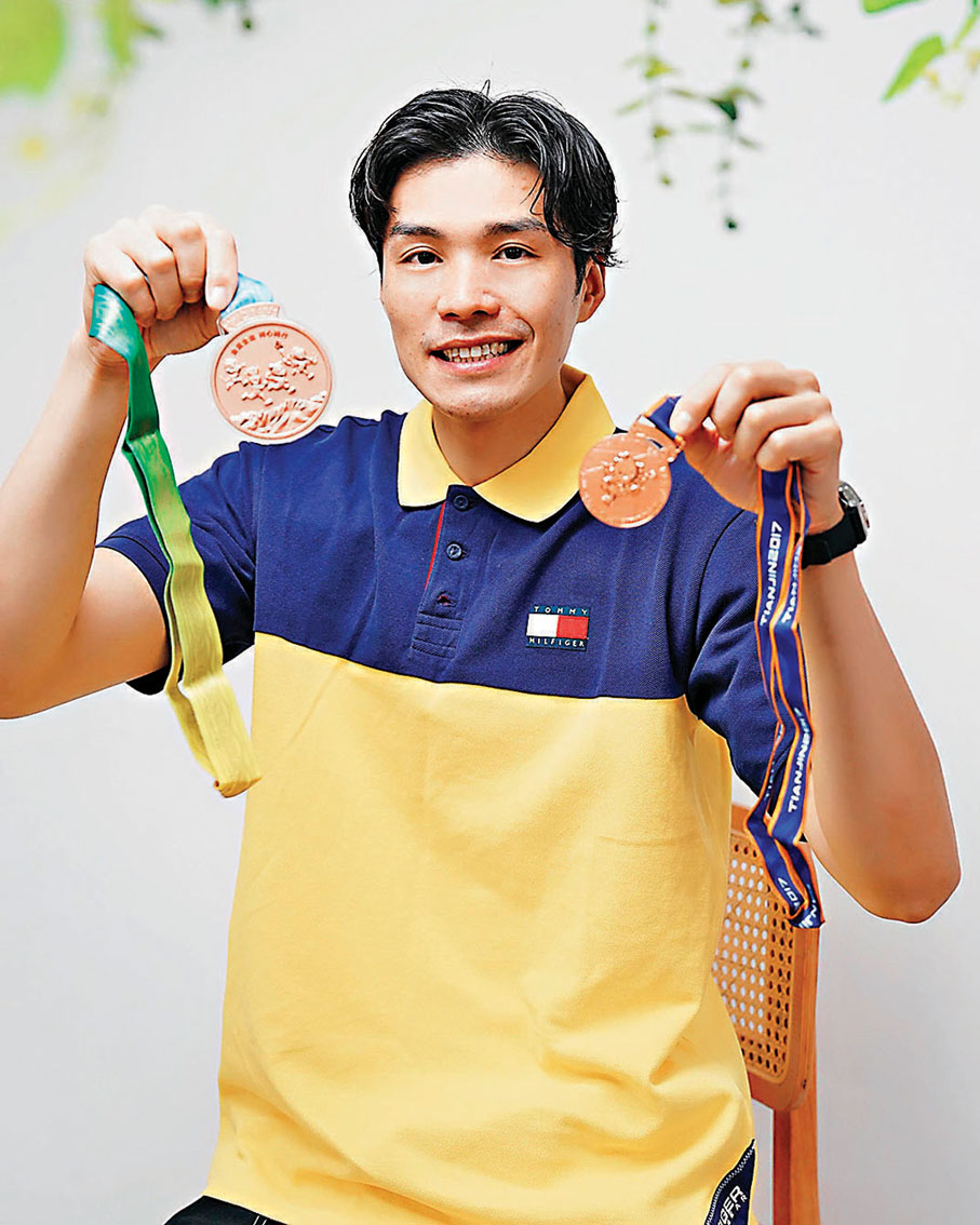 ●張小倫曾四戰全運會，取得兩面團體賽銅牌。
