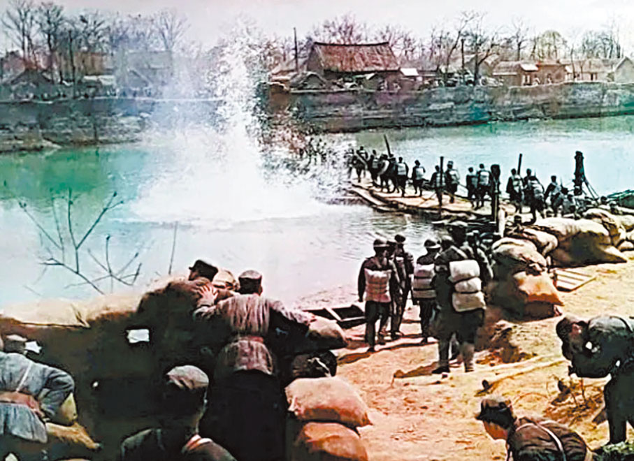 ●《血戰台兒莊》是新中國首次呈現抗日戰爭正面戰場的電影。