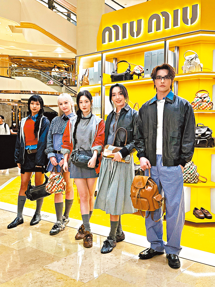 ●（左三起）鄭彩娟、蔡思韵、范麒智等型格十足。    香港文匯報記者子棠  攝