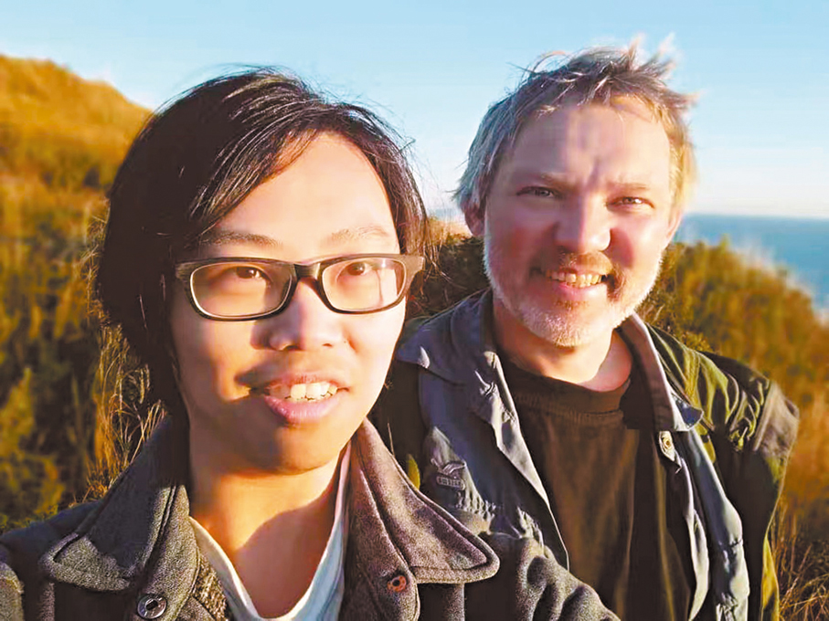 ●高子騫（左）留學期間收穫友誼。 于海江 攝