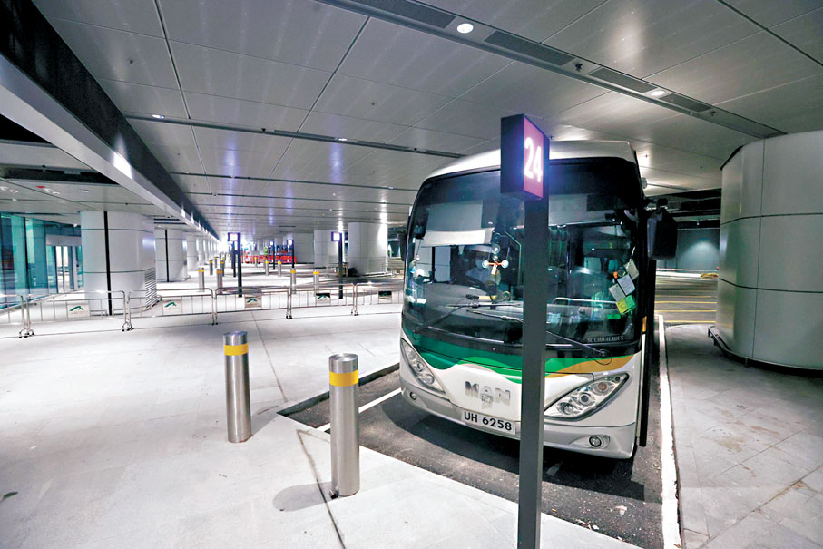 旅遊車泊車位