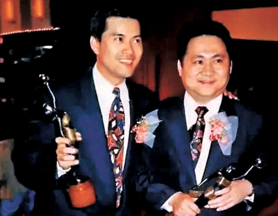 ●1991年，潘文傑（右）執導、呂良偉主演的電影《跛豪》，叫好叫座。作者供圖