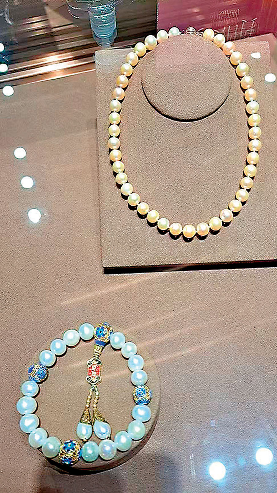 ●各式東珠系列首飾在香港售賣時也頗受歡迎。
