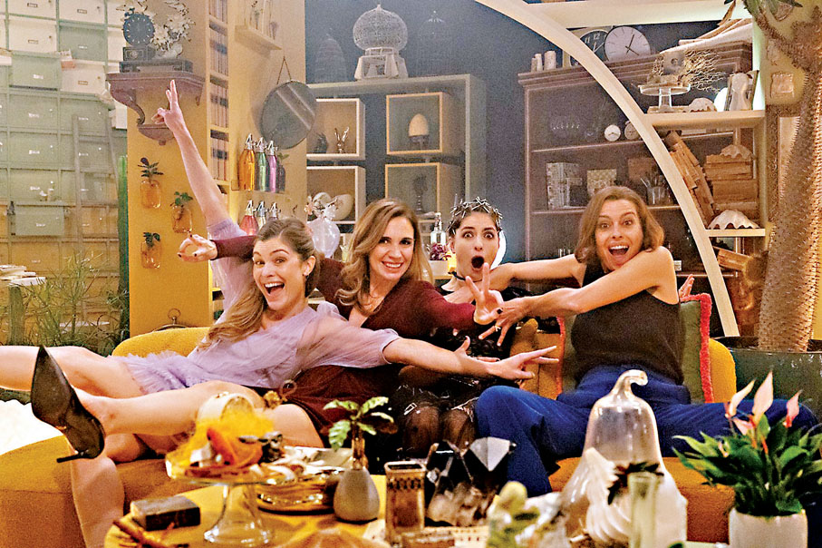 ●女主角勞拉腦海中的四大「戀愛軍師」。 劇照