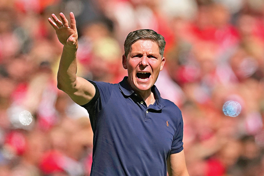 ●水晶宮在主帥格拉斯拿麾下變成一支難以被擊敗的勁旅。  資料圖片