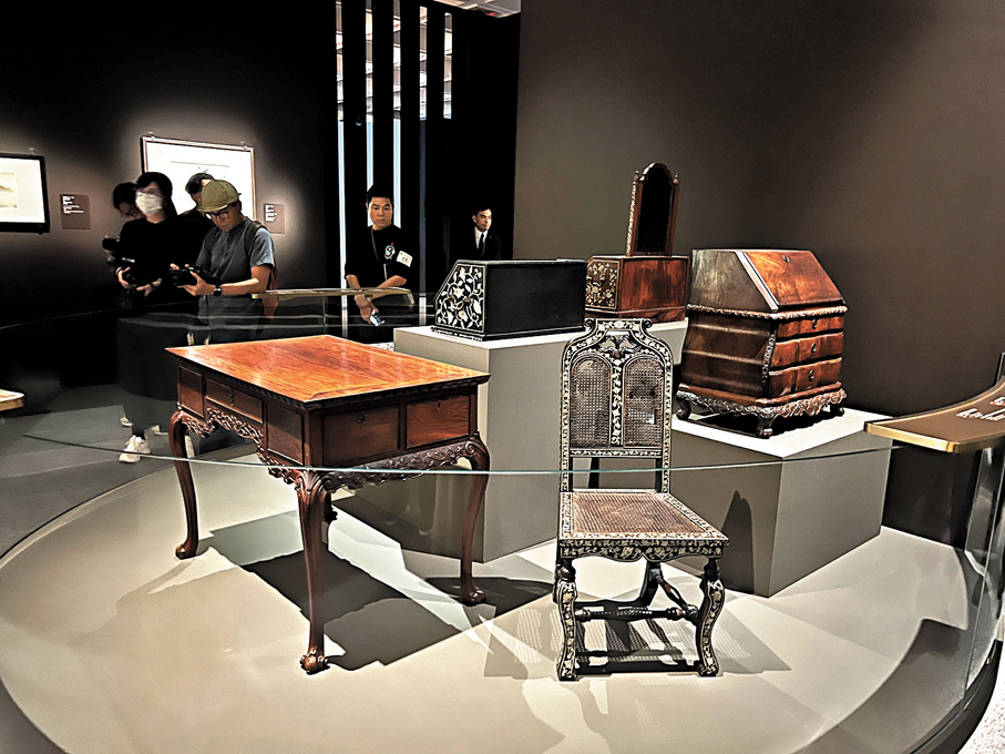 ●展中的傢具。