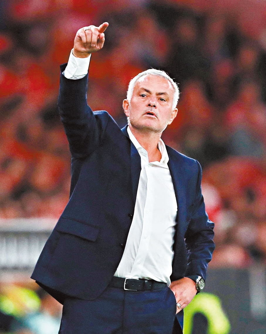 ●摩連奴重返史丹福橋球場成為一大焦點。  資料圖片