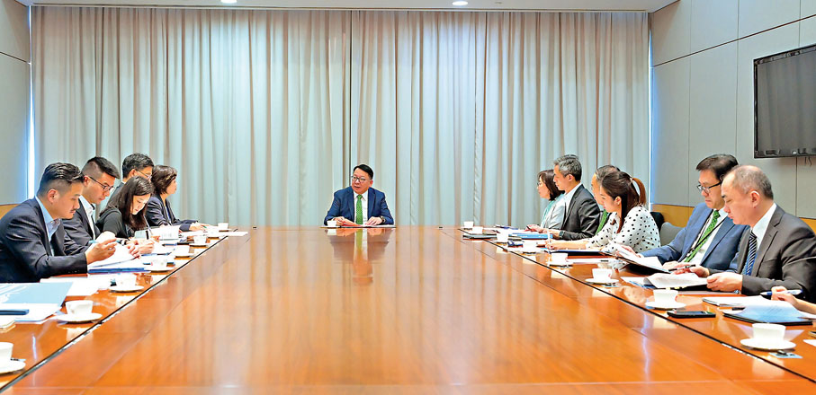 ●「北部都會區發展委員會」轄下、由特區政府政務司司長陳國基任組長的「大學城籌劃及建設組」昨日召開首次會議。