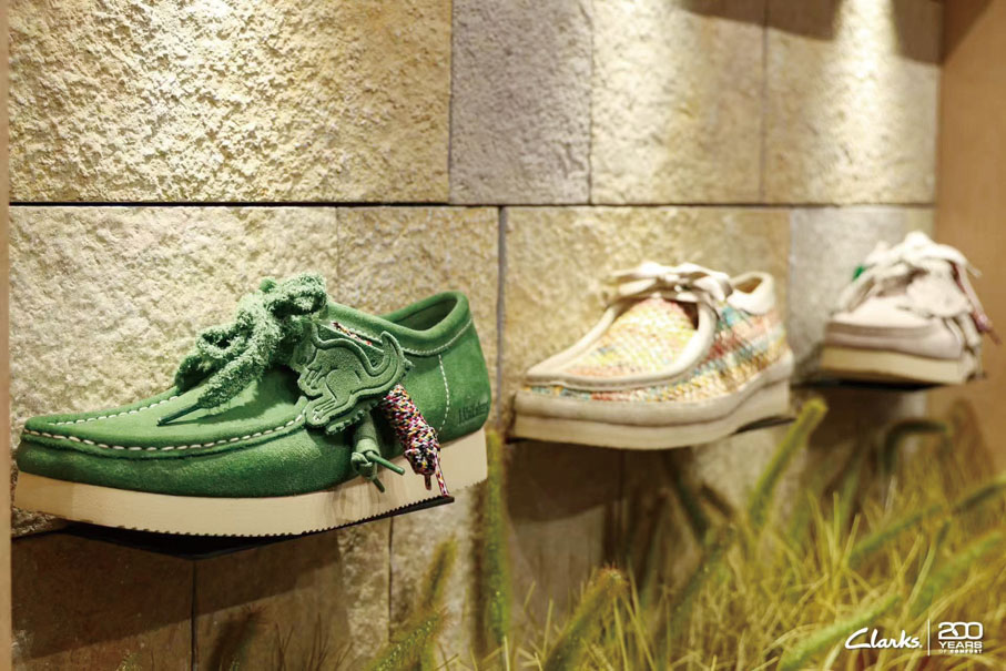 ●Clarks Wallabee袋鼠鞋。