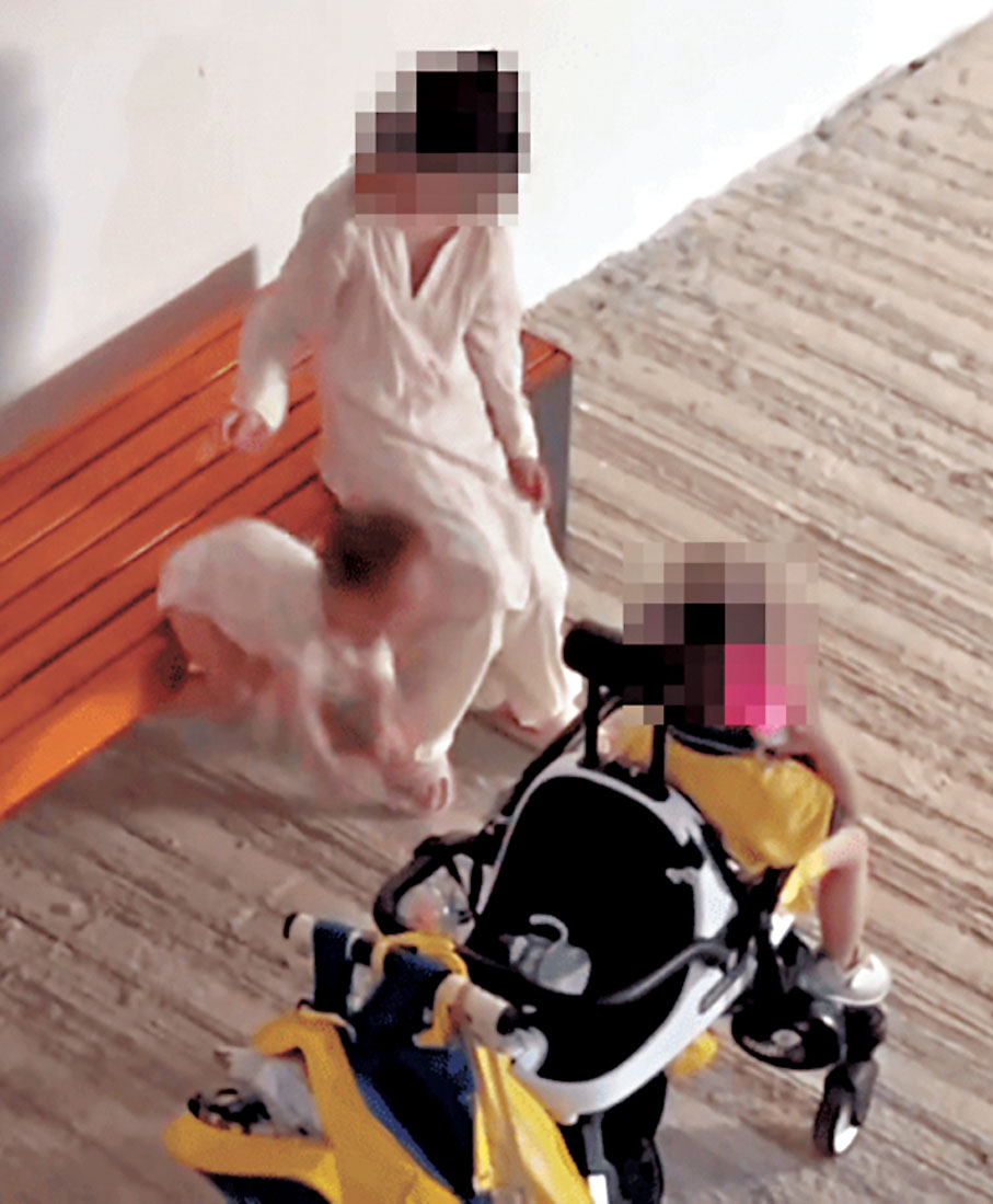 ●涉案女童突將女嬰由長凳上推跌落地。