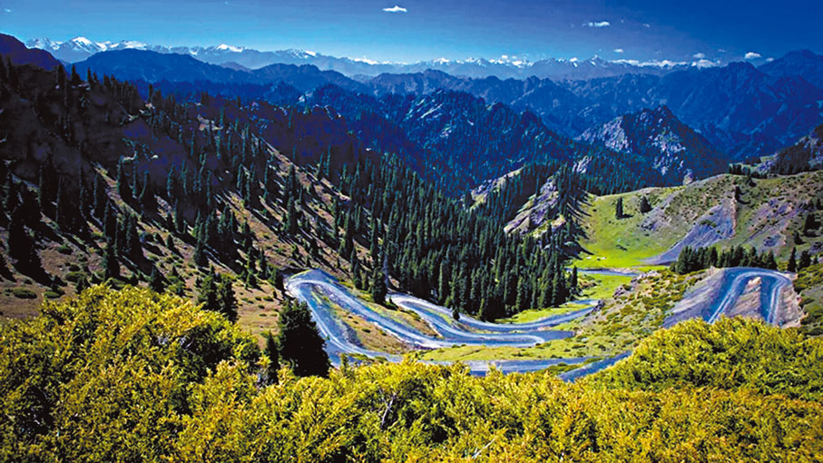 從天門觀景台俯瞰大峽谷