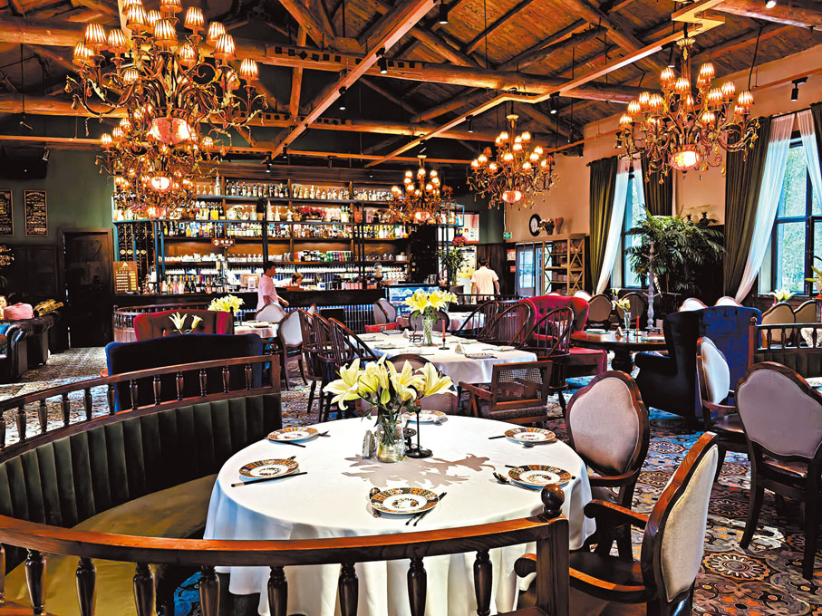 ●雲杉·薩慕邇森民宿餐飲區