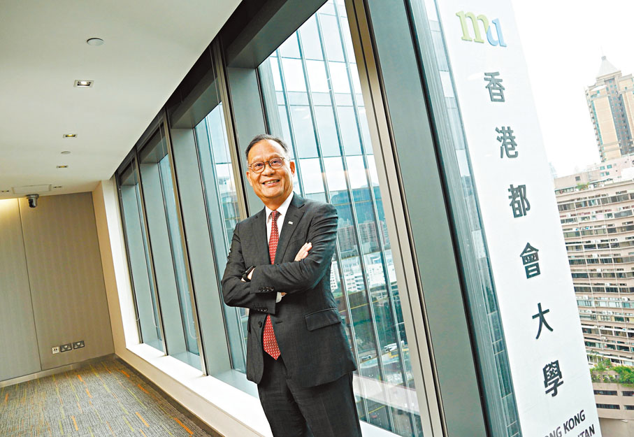 ●林群聲表示，近年眾多酒店及商廈轉攻學生宿舍市場，正是香港發展需要具備的靈活性。   香港文匯報記者曾興偉  攝