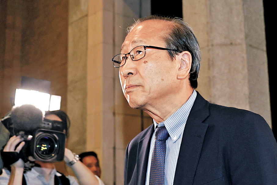 北川進（74歲）  ●1979年獲得日本京都大學博士學位，現任日本京都大學教授。