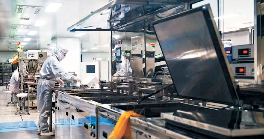 ●中國政府經審慎評估後，決定對稀土相關技術實施出口管制。圖為內蒙古包頭市的稀土加工場。 資料圖片