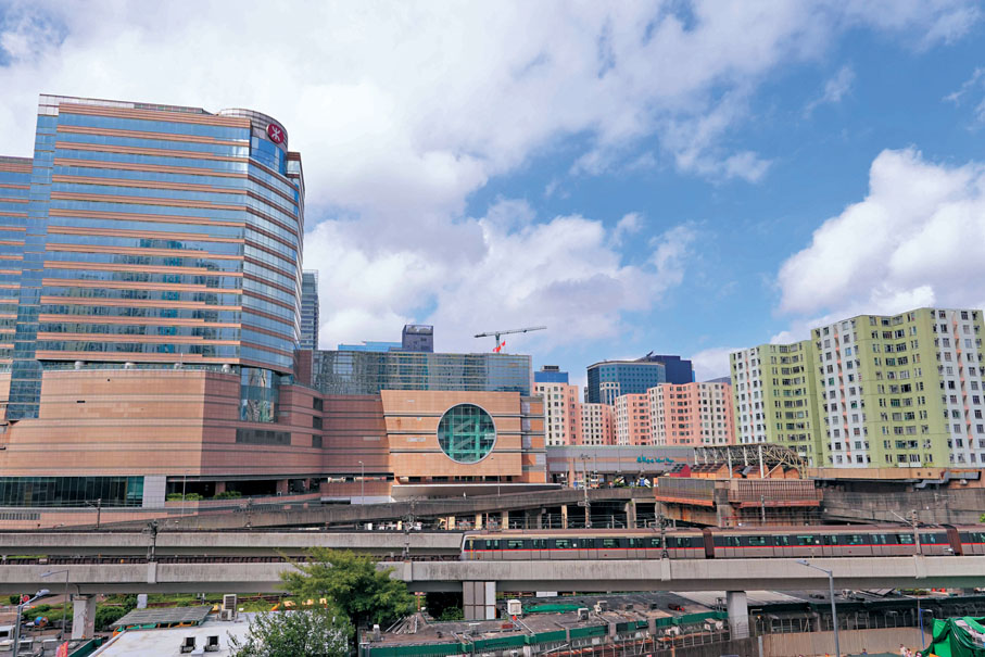 ●港鐵上市後一直致力為持份者創造價值、貢獻社會、惠澤社群。圖為港鐵總部。