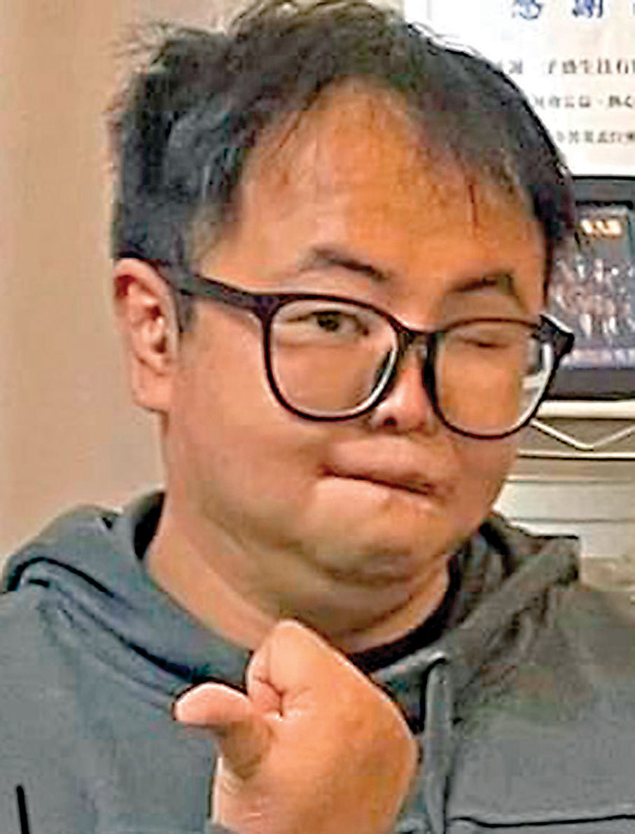 「台獨水軍」陳凱傑　網上圖片