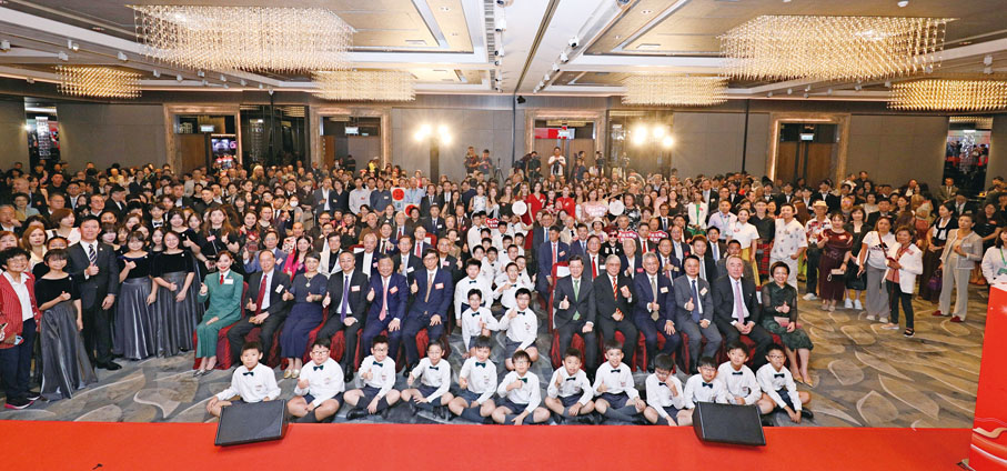 ●文化藝術界友好及演出嘉賓大合照。