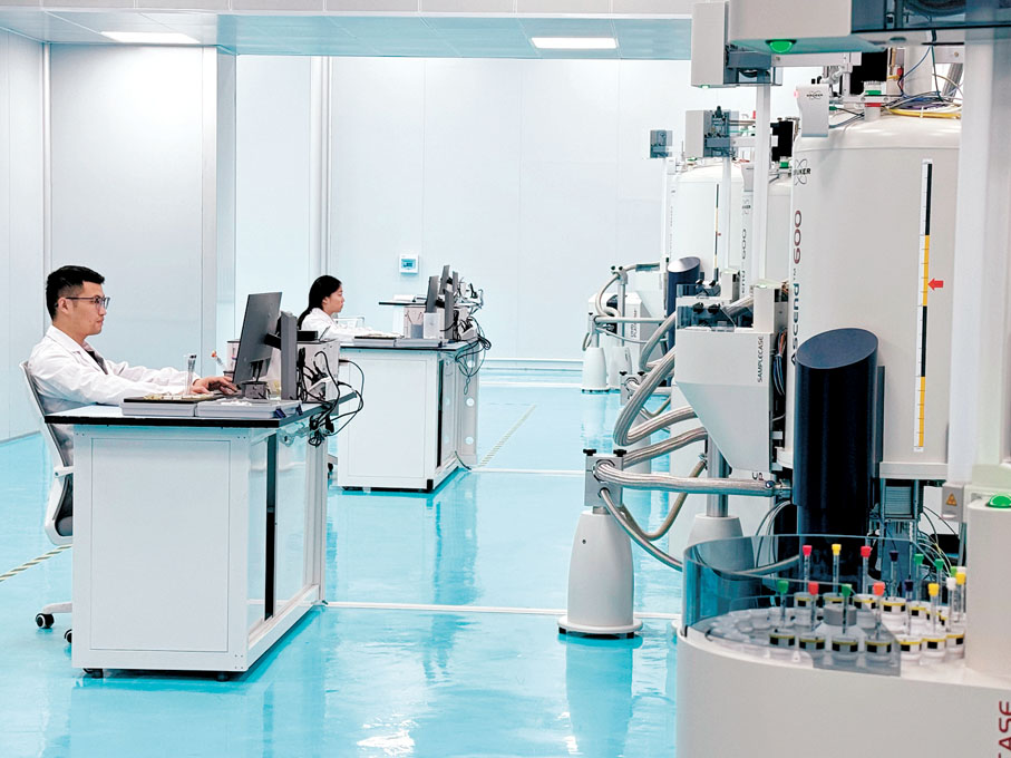 ●AI智能生產在廣東不少高科技行業已經應用。