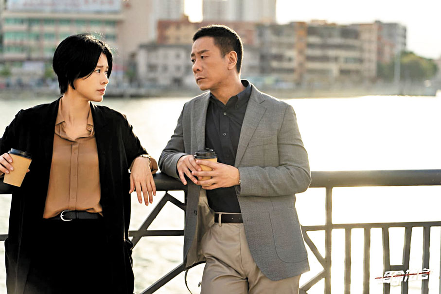 ●朱栢康戲中成胡杏兒的暖心男友。  劇照