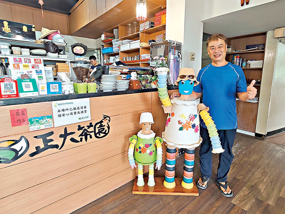 ●餐廳擺放了色彩繽紛的花盆公仔迎賓。