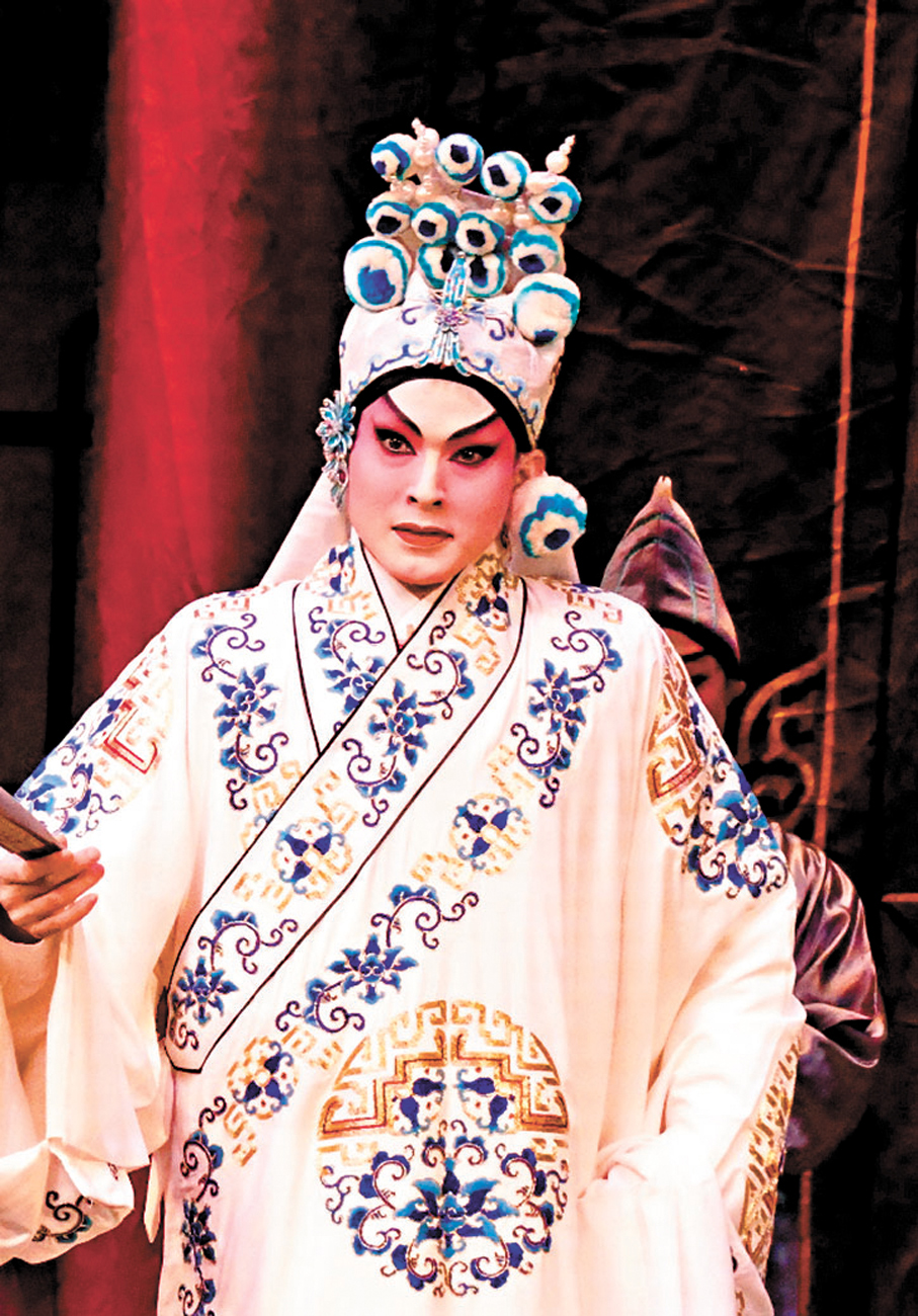 ●莫華敏是功架出色的新一輩生角。