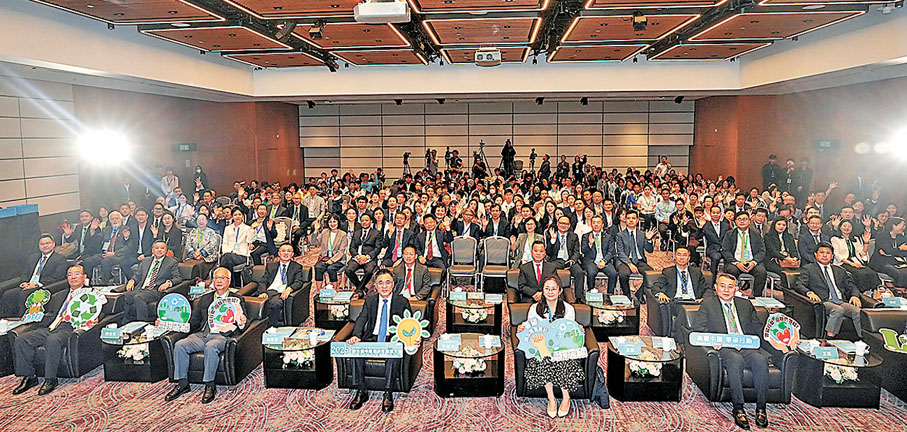 ●「美麗中國，零碳行動」2025年聯合國中國青少年環境大會昨日在港舉行。大公文匯全媒體記者林少權  攝