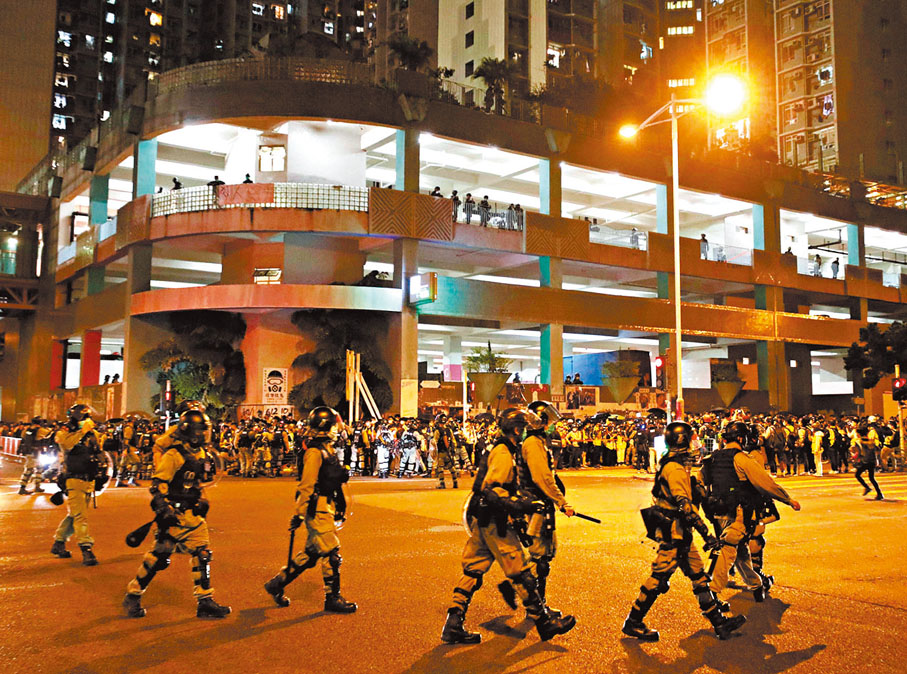 ●警方揭發涉案者另策劃在將軍澳所謂周梓樂悼念會上引爆一個20公斤的「墓碑」形炸彈。   資料圖片