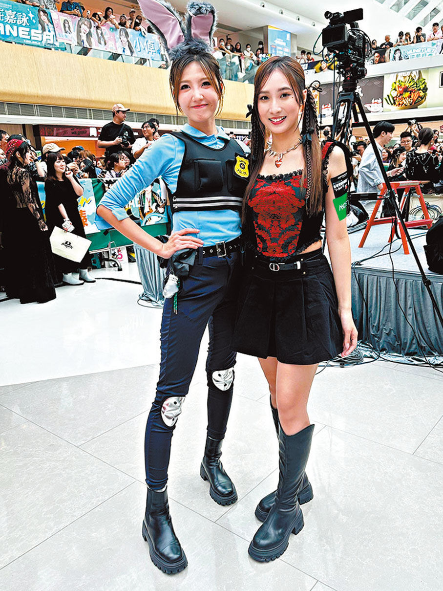 ●吳若希(左)與鍾柔美昨日一同受訪。香港文匯報記者子棠 攝