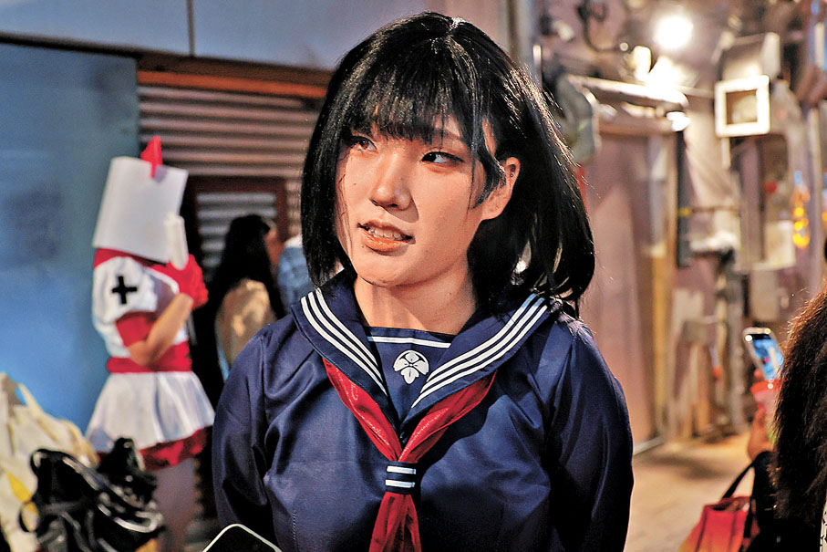 ●梁同學扮演遊戲《寂靜嶺f》女主角深水雛子。