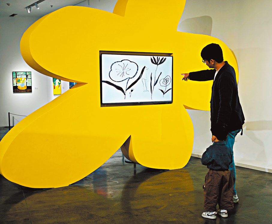 ●藝術家鹵貓的《世界，在窗前跳舞》展覽